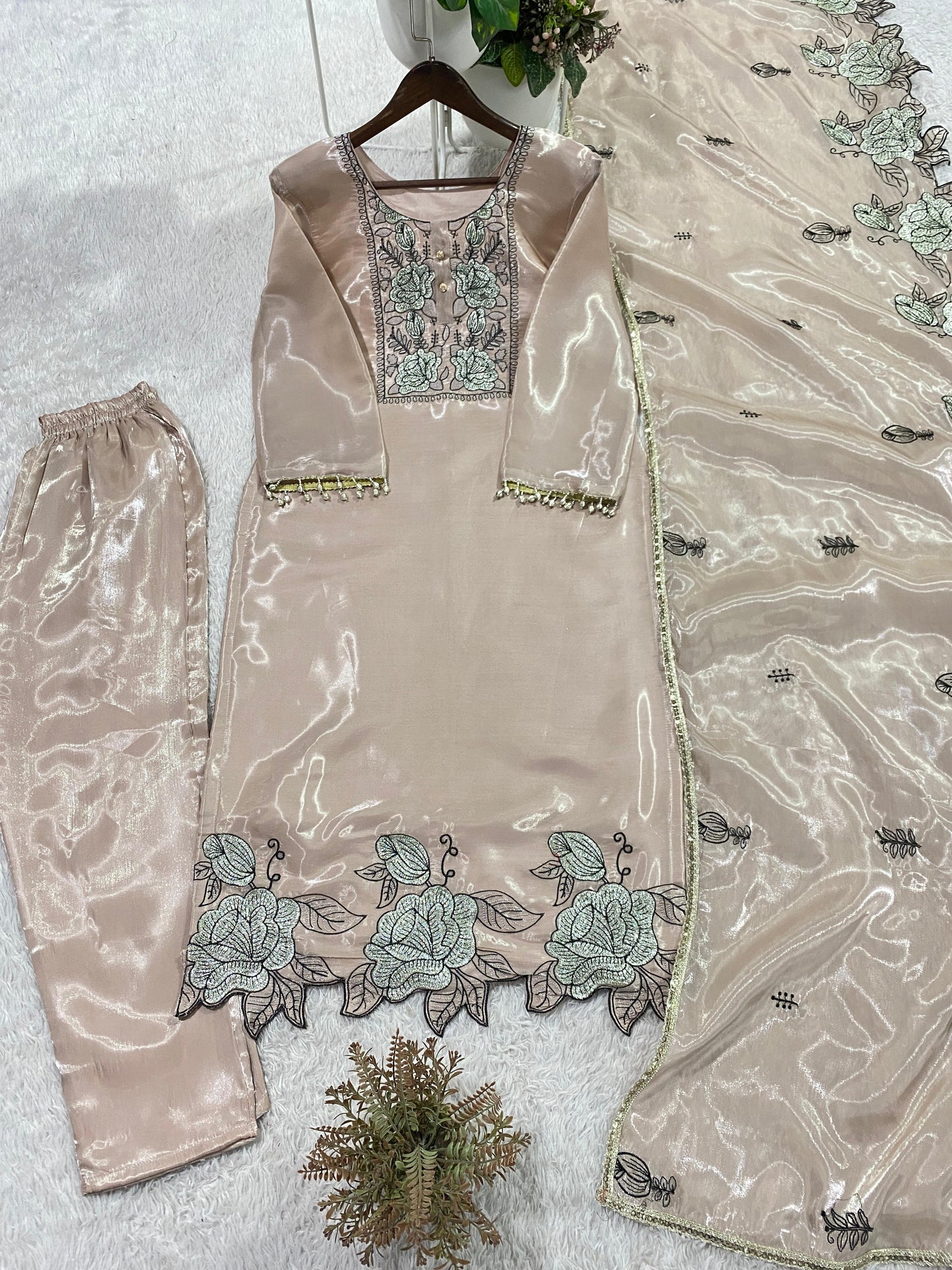 Noor Embroidered Cutwork Suit Set