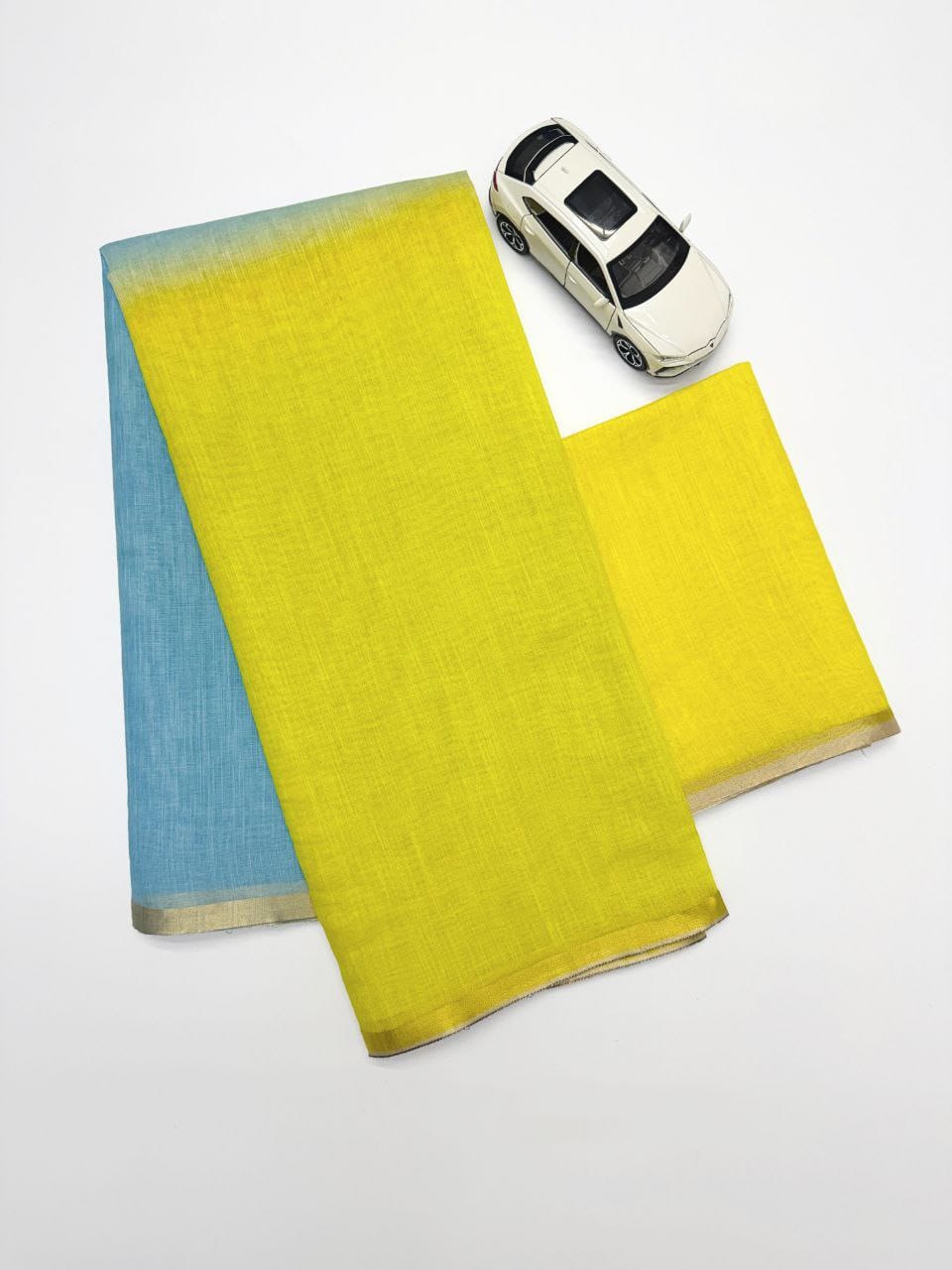 Vanya Golden Zari Saree