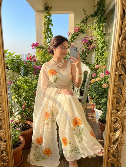 Yutika Floral Tabby Silk Saree